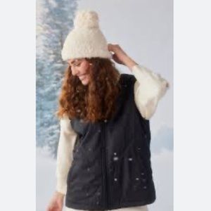 NWT Women’s black vest